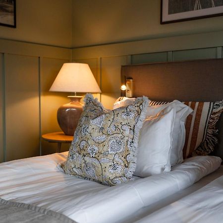 Fagelbrohus Hotel Värmdö Екстериор снимка